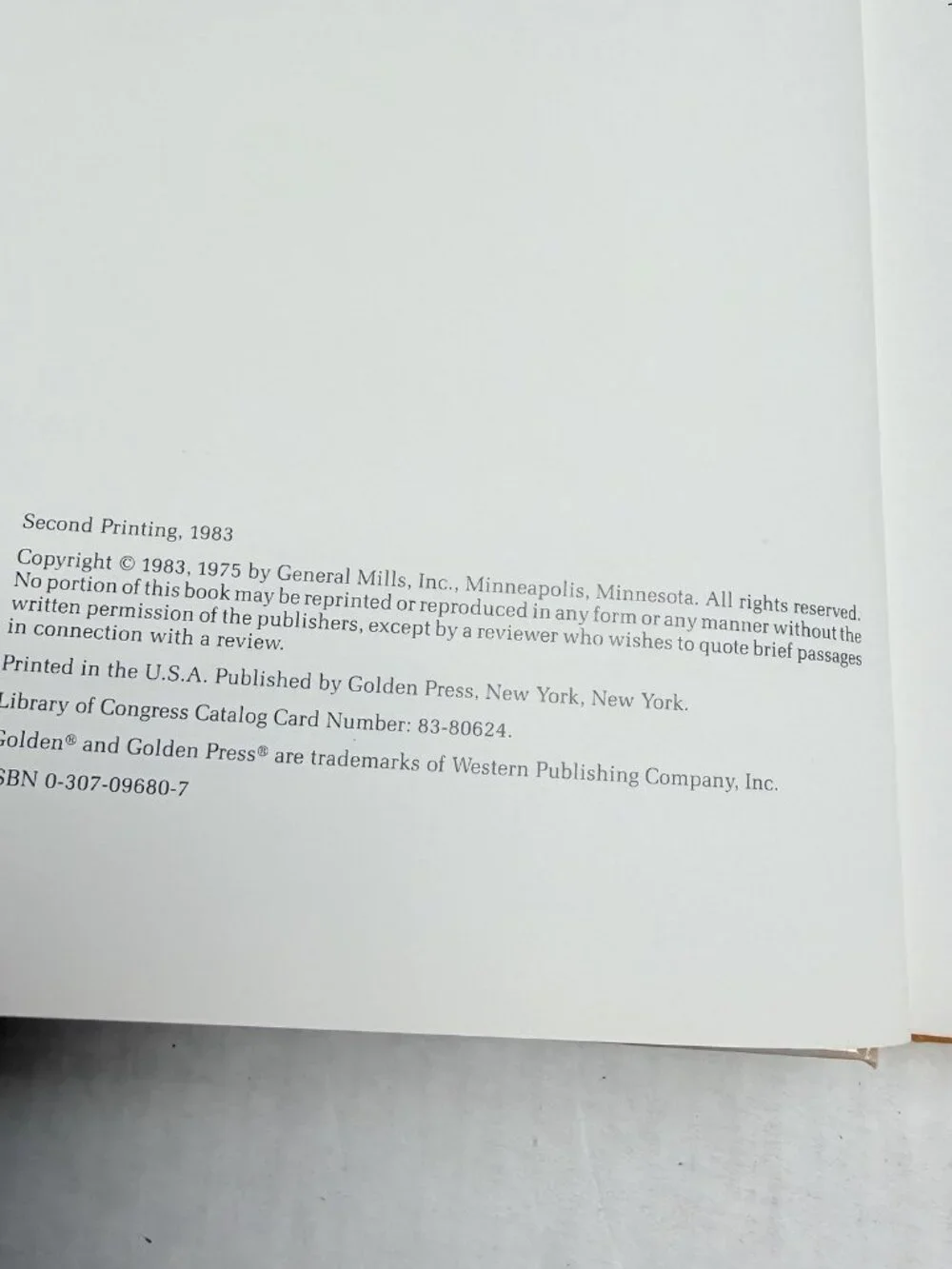 Betty Crocker Picture Cookbook 1983 Vintage Recipes‎ Granny Chic Gift